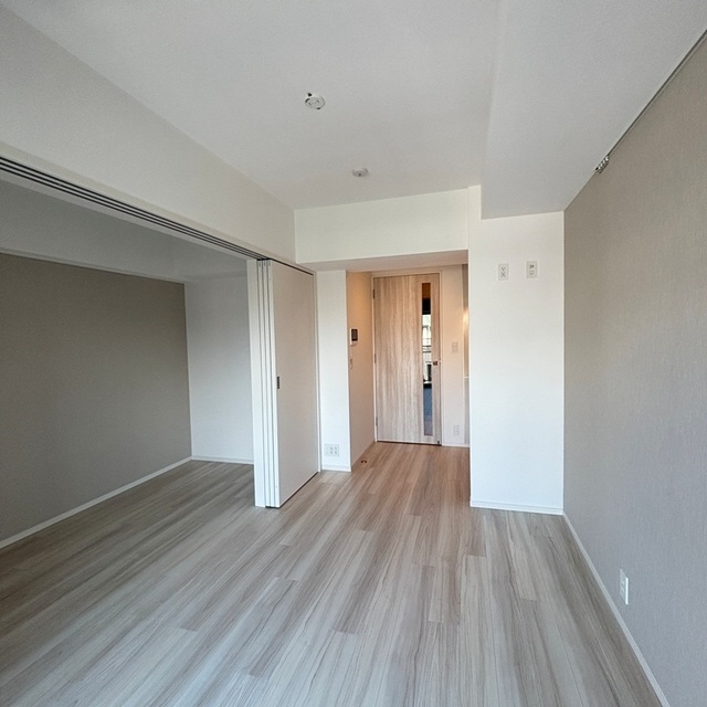 Hongo-sanchome Sta. 1DK 524