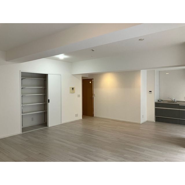 Ichigaya Sta. 1R 1329390-2033