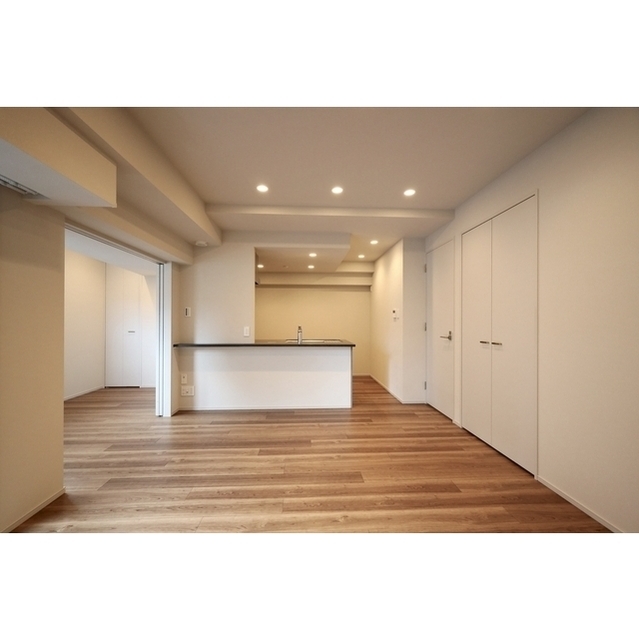 Akado-shogakkomae Sta. 2LDK 4C