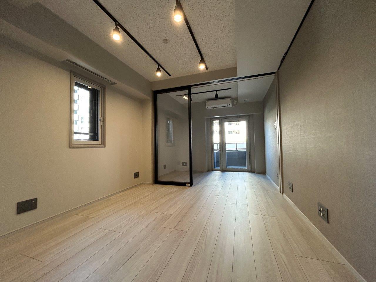 Nishi-shinjuku-gochome Sta. 2K 1384115-13C