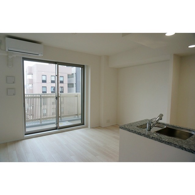 Komagome Sta. 2LDK 8I