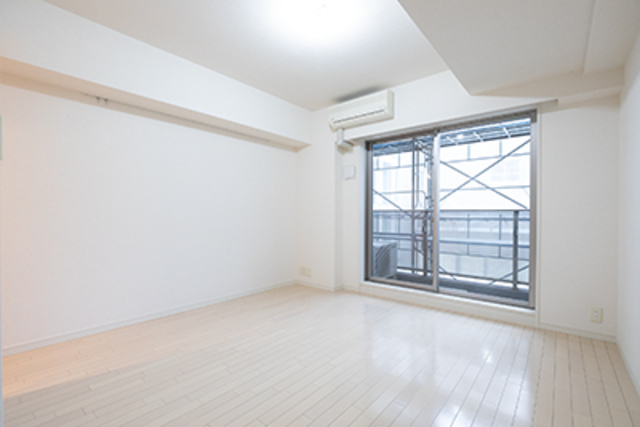 Otemachi Sta. 1R 12D