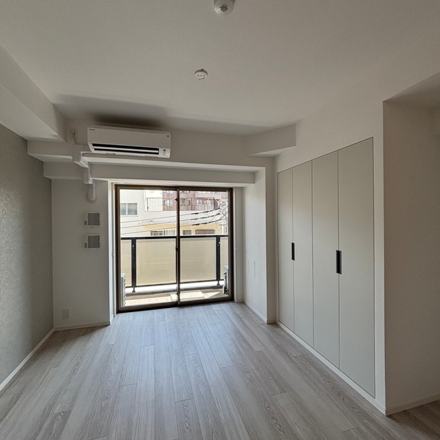 Hongo-sanchome Sta. 1LDK 4B