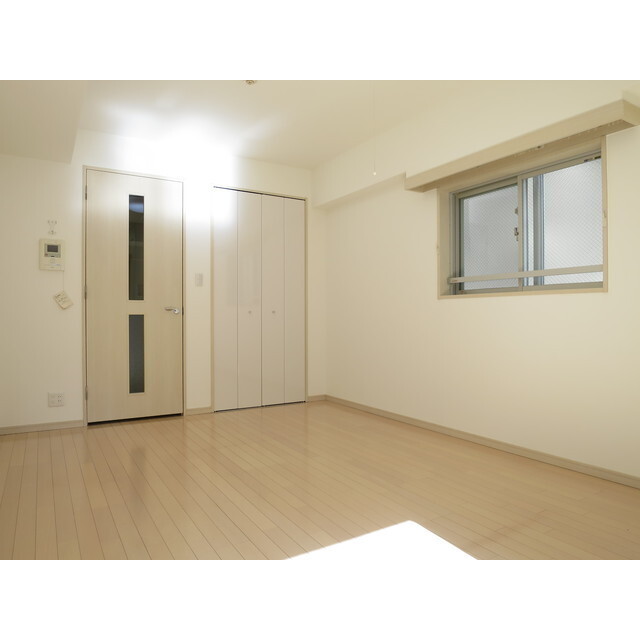 신주쿠 교엔마에역 1K 1348599-9H