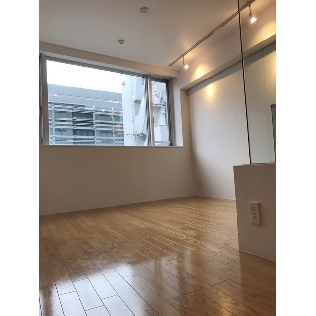 人形町车站 1R 5E