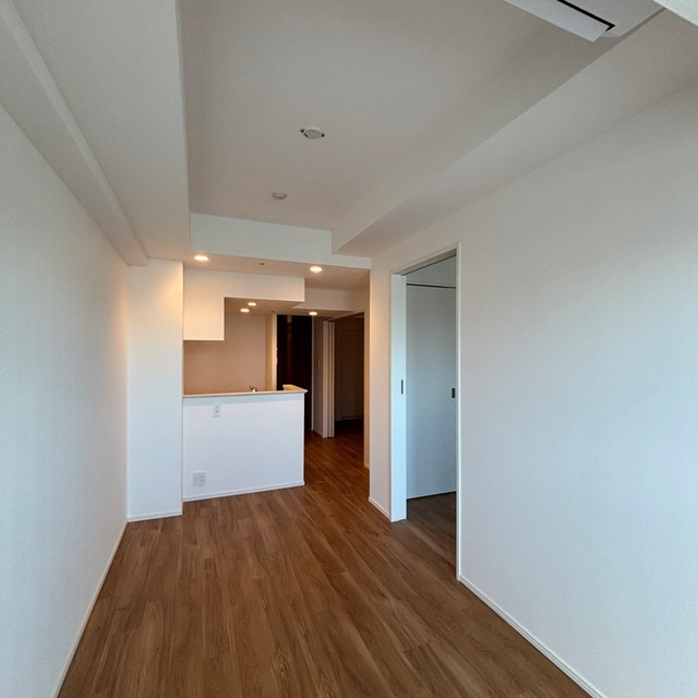 Tennozu Isle Sta. 2LDK 1205