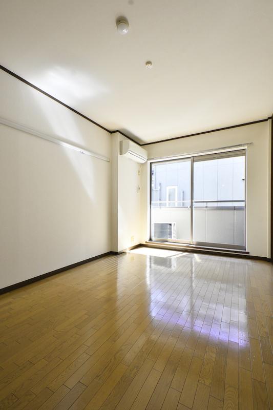 Chitose-karasuyama Sta. 1DK 201