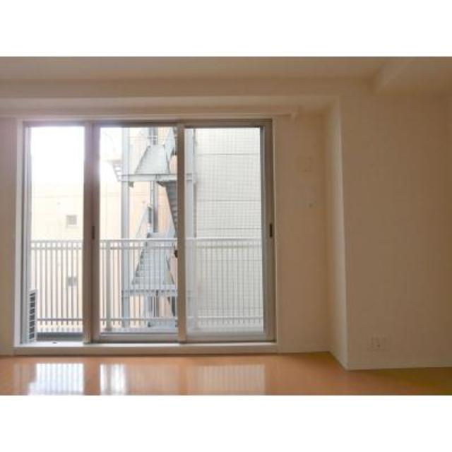Hongo-sanchome Sta. 1K 702
