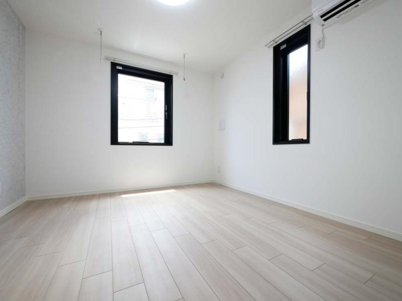 니시스가모역 1K 302