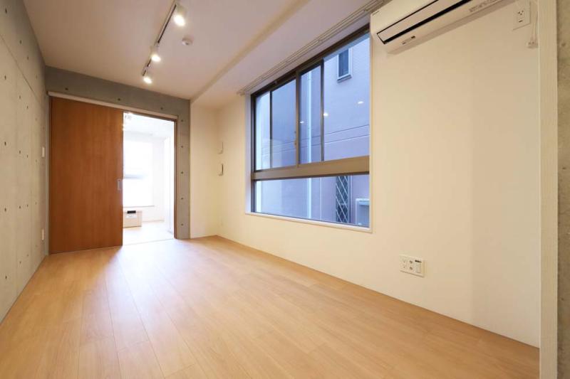 Shinbanba Sta. 1DK 304