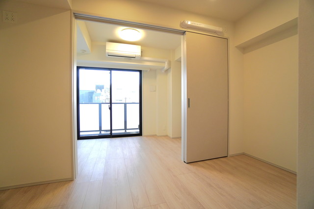 Asakusa Sta. 1DK 1003