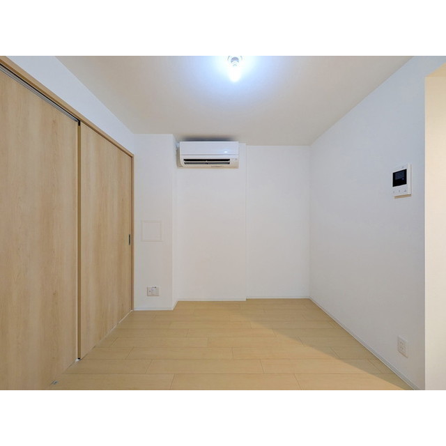Numabukuro Sta. 1DK 0302