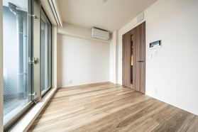 Jinbocho Sta. 1DK 1206
