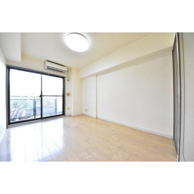 Higashi-shinjuku Sta. 1DK 0302