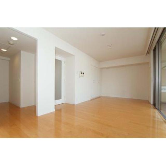 Akasakamitsuke Sta. 1K 405