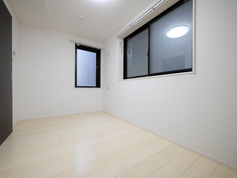 신주쿠 산쵸메역 1K 303