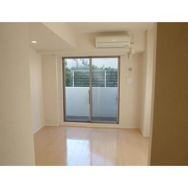 Keikyu-kamata Sta. 1R 102