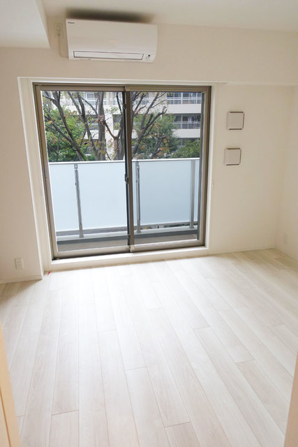 Omori Sta. 1R 306