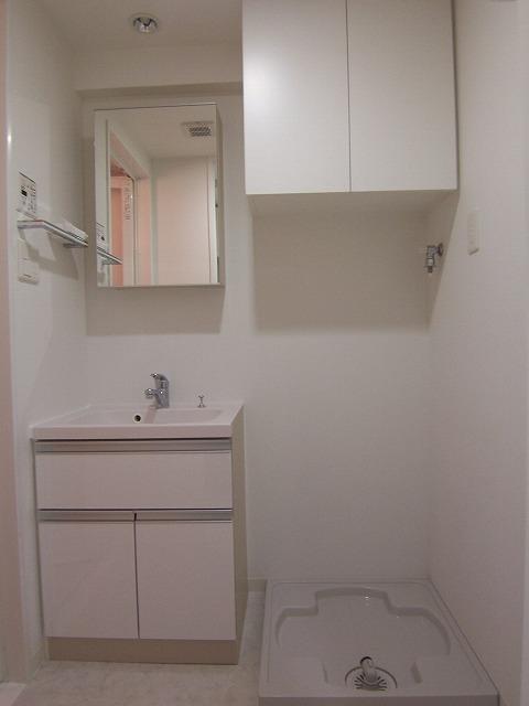 Ikejiriohashi Sta. 1K 503