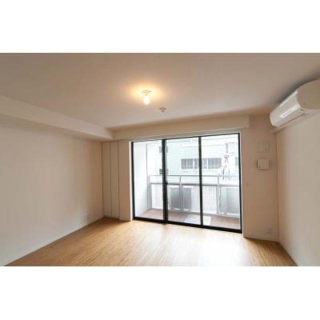 Jinbocho Sta. 1LDK 301