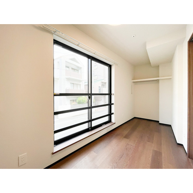 Nakanosakaue Sta. 1LDK 0402