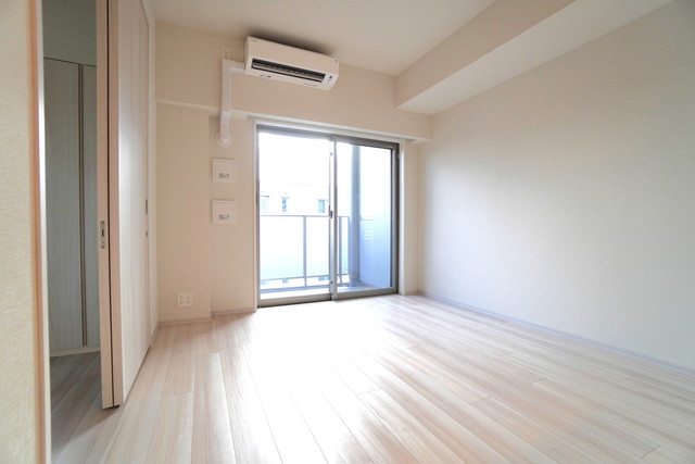 Ochanomizu Sta. 2DK 201