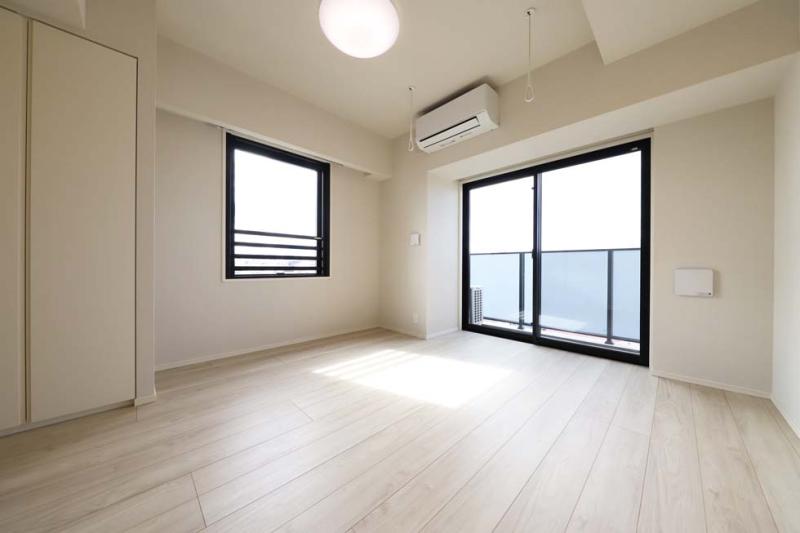 Ojikamiya Sta. 1K 608