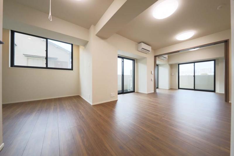 Ojikamiya Sta. 1LDK 201