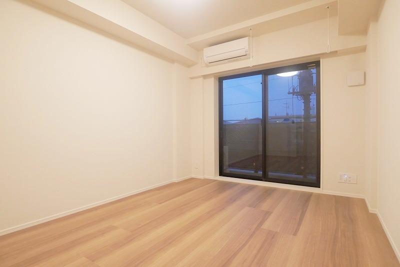 Kuhonbutsu Sta. 1K 305