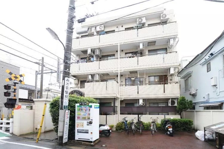 Shiinamachi Sta. 1R 103