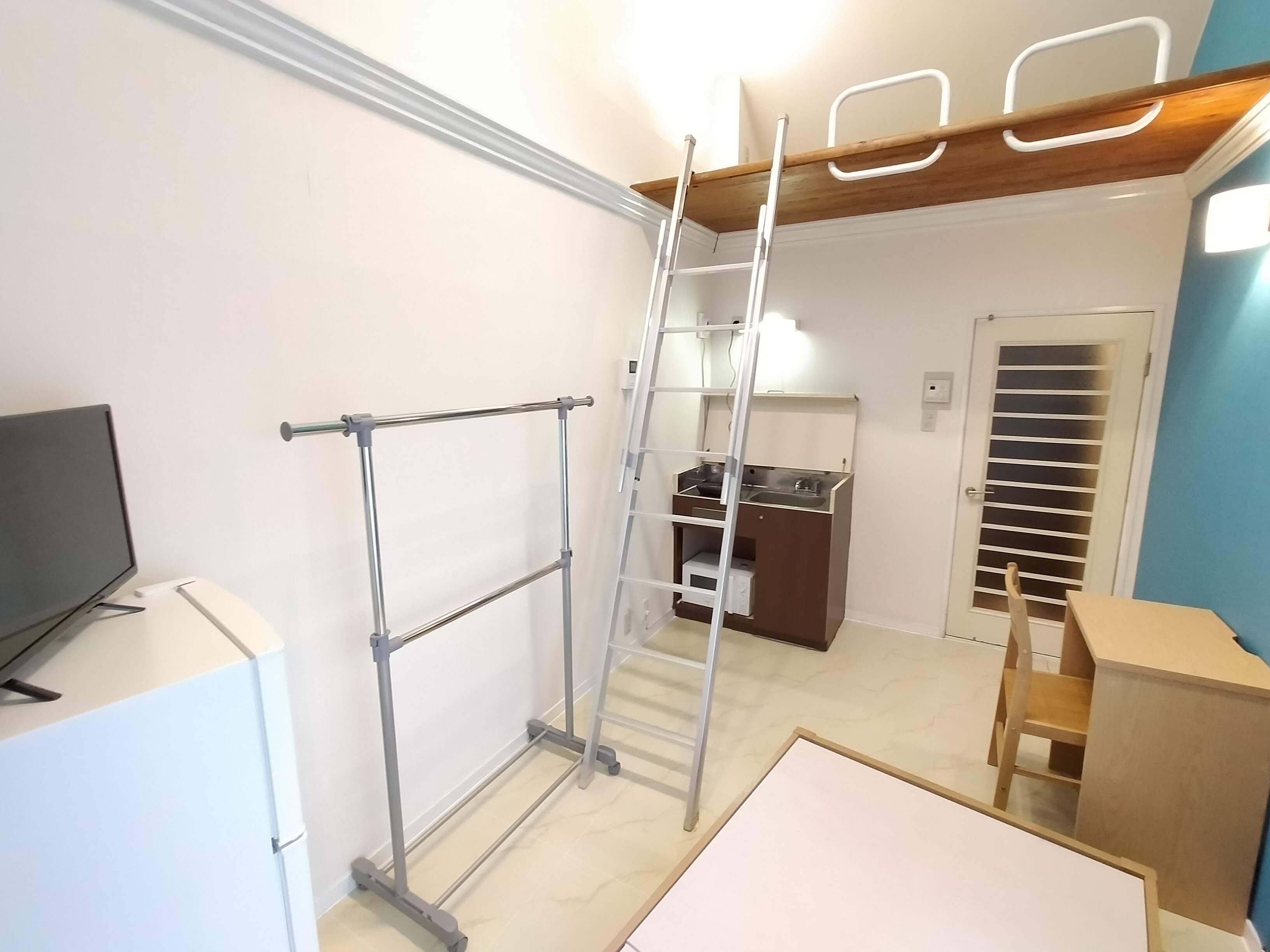 카미이타바시역 1R 205