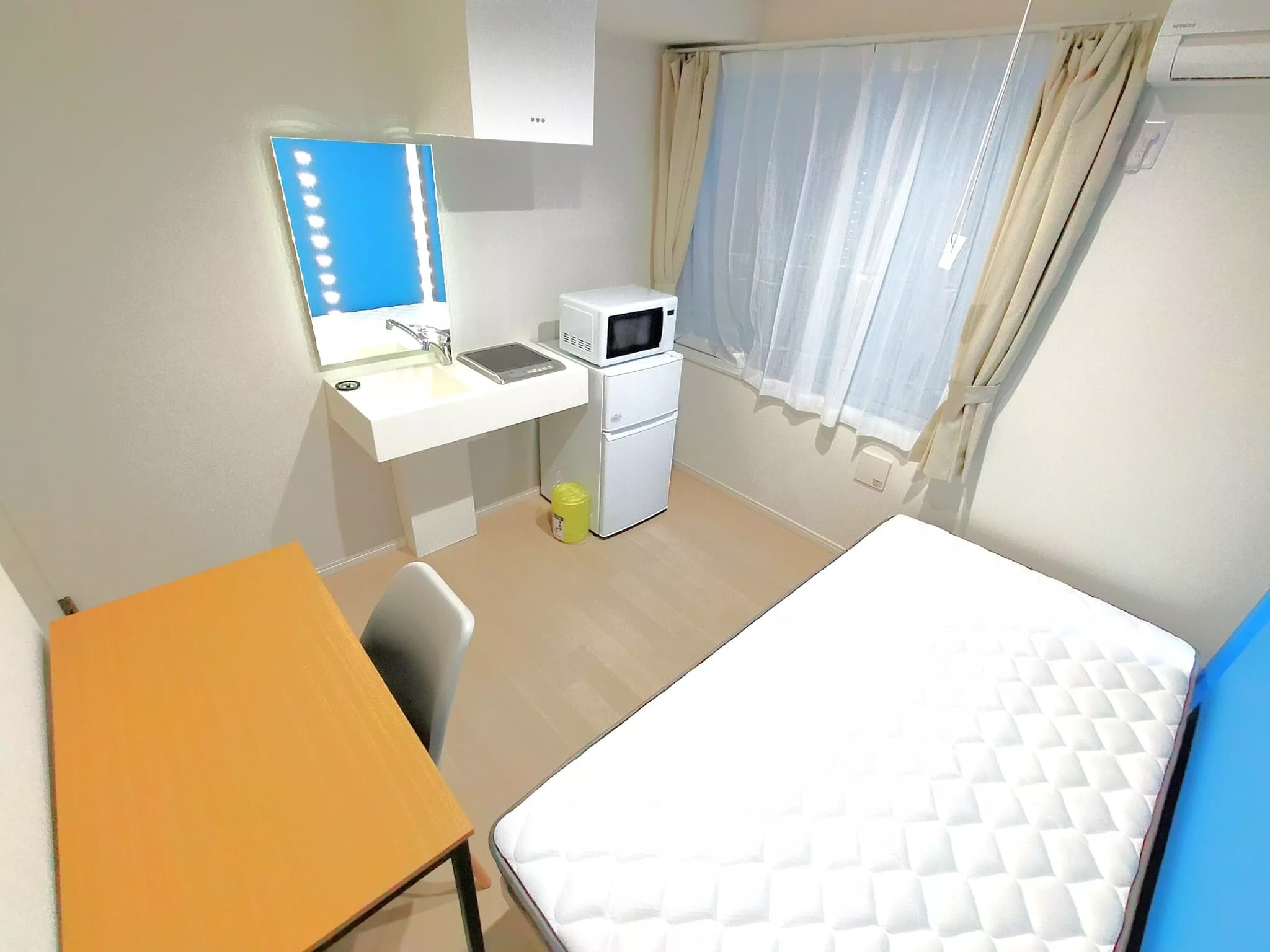 Horikirishiyobuen Sta. 1R 201