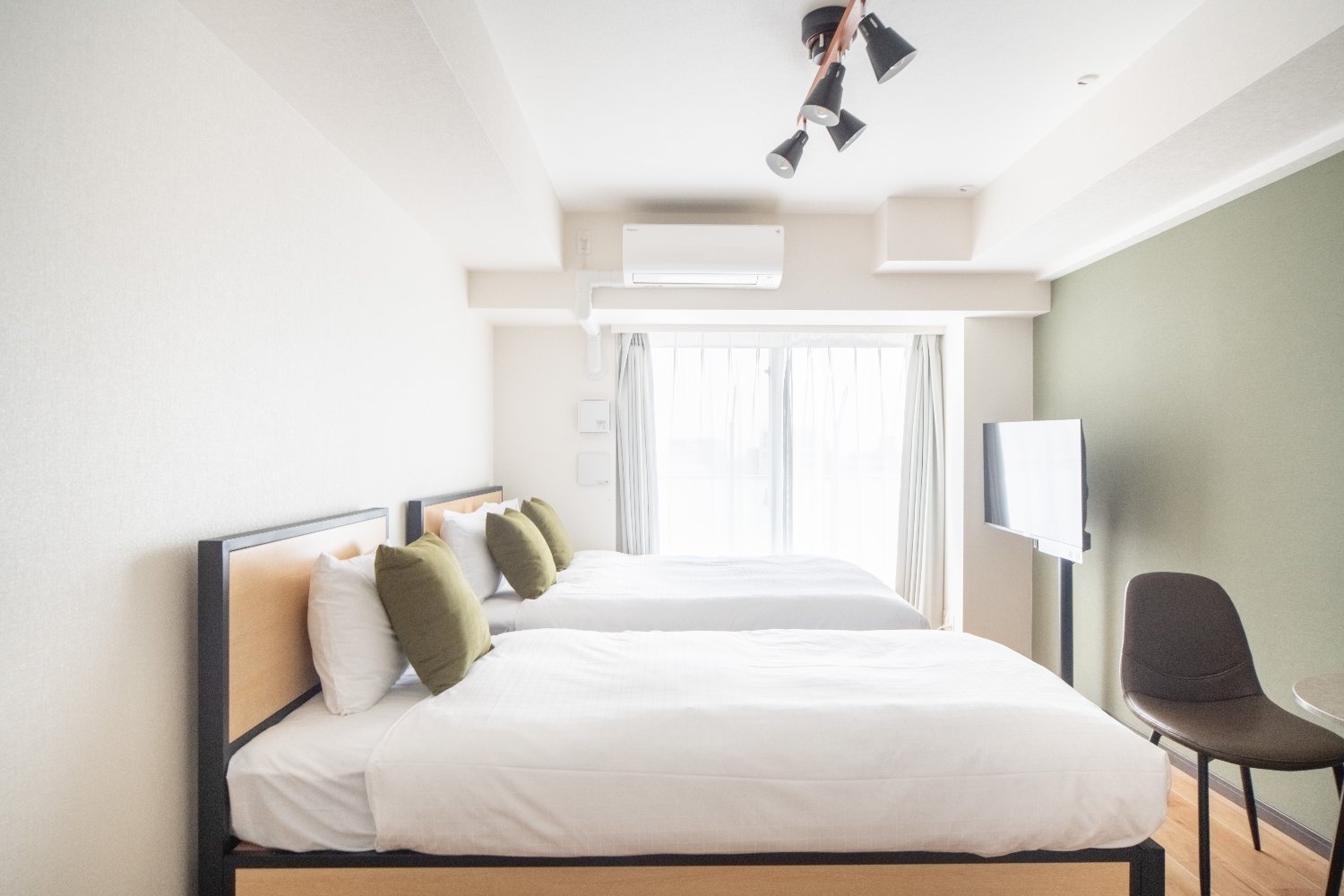 Shimo-ochiai Sta. 1K 805