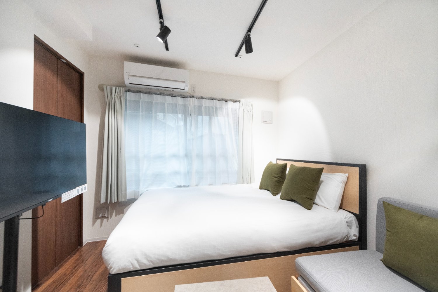 Kita-senju Sta. 1K 101