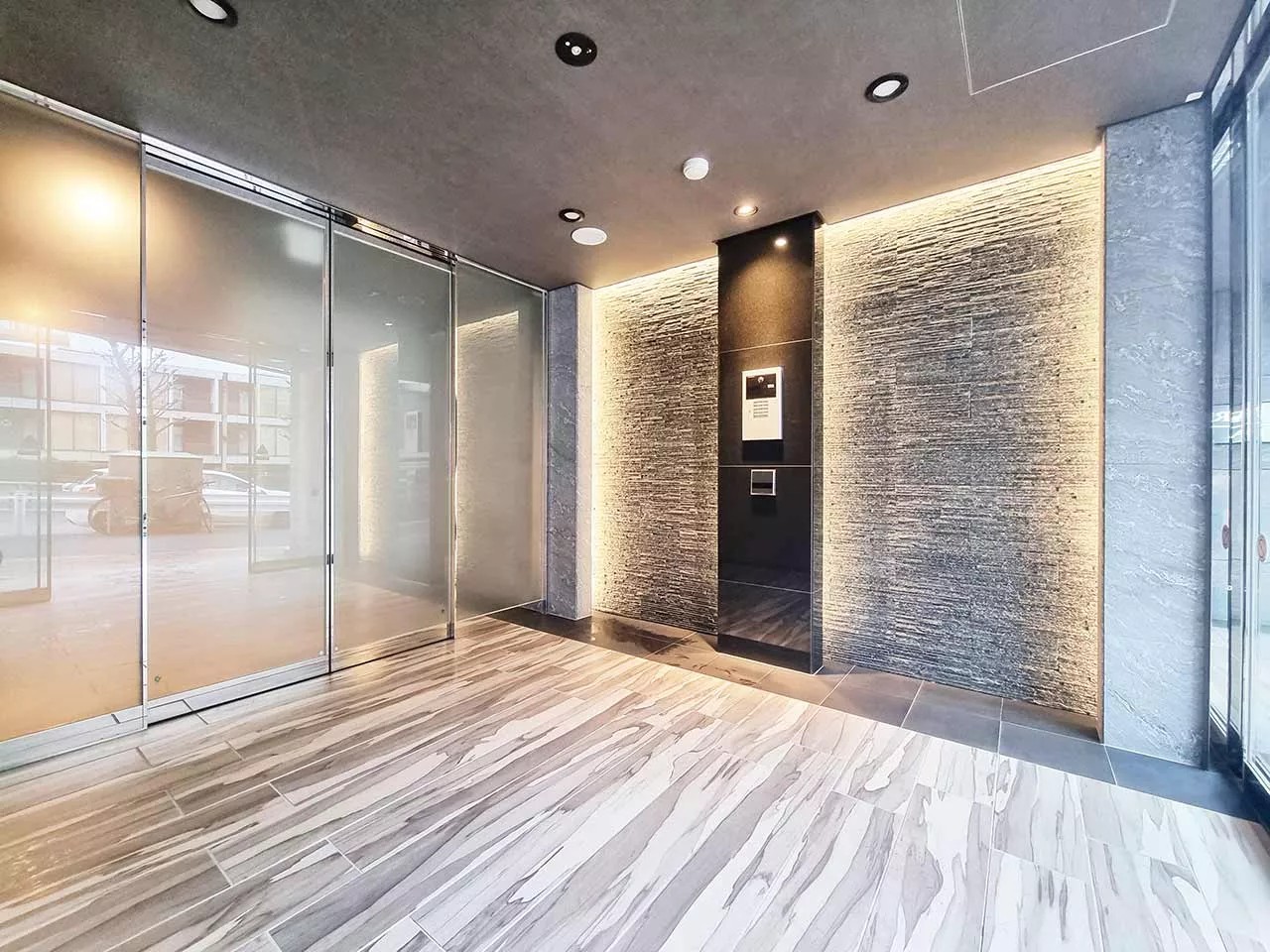 21
