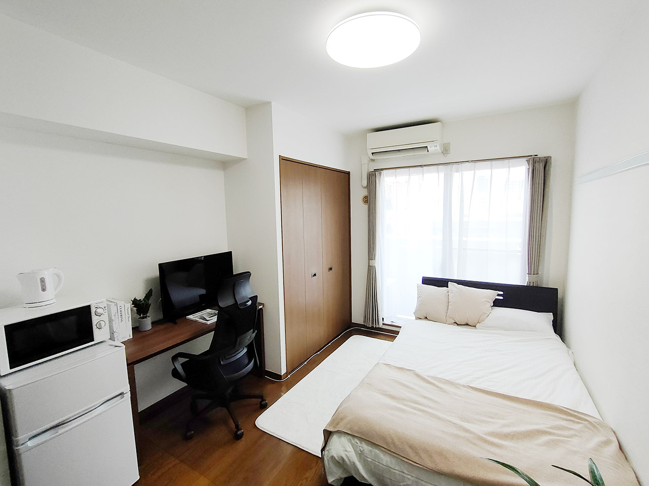 Omokagebashi Sta. 1R 1002