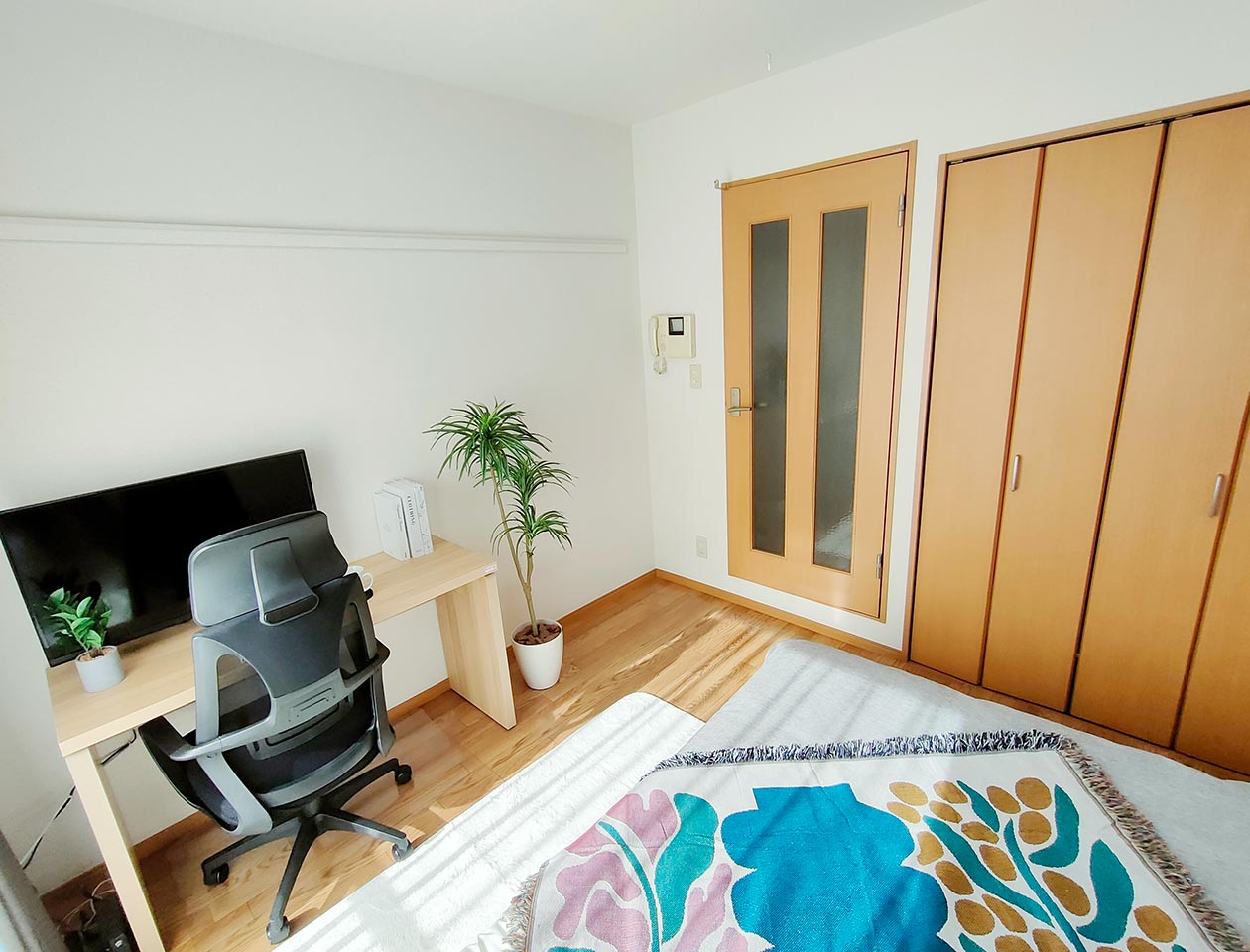 Kita-ikebukuro Sta. 1K 303