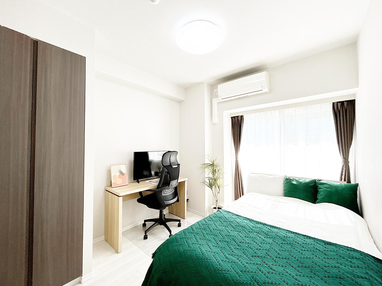Sugamo Sta. 1K 403